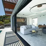 Villa High-end Faos Two *