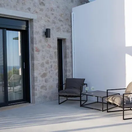 High-end Faos Two Vila