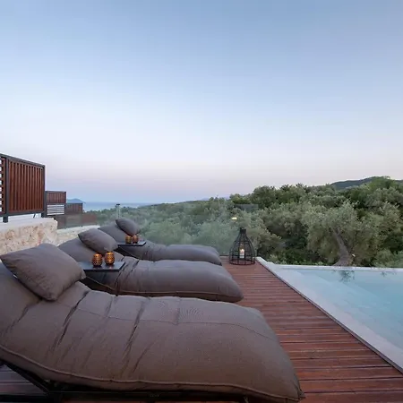 High-end Faos Two Vila Fternon