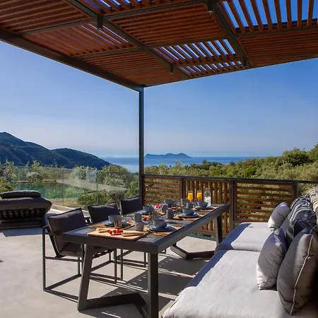 Vila High-end Faos Two *